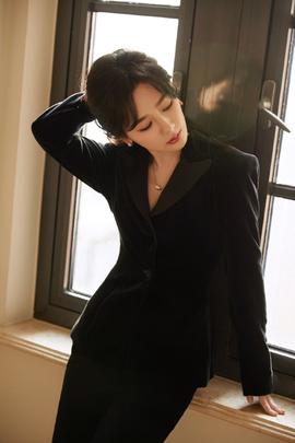 離婚后，霸總天天想娶我(全集)